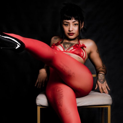 LunaOdette fingering ass image
