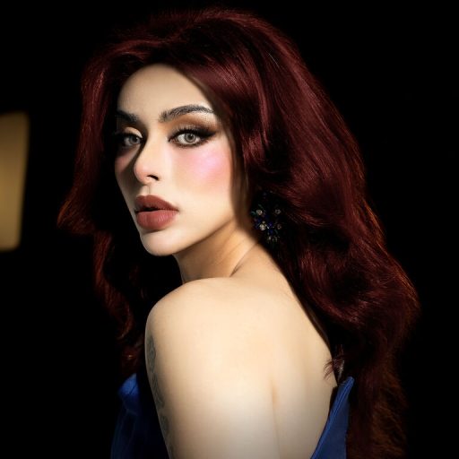 LunaRoyale recorded live image