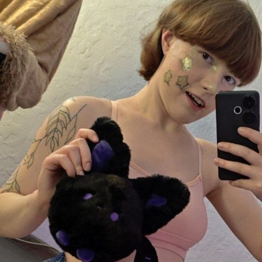 LunaWillson video photos image