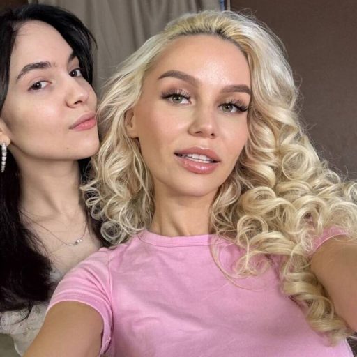 LynAndChristel porn anal image