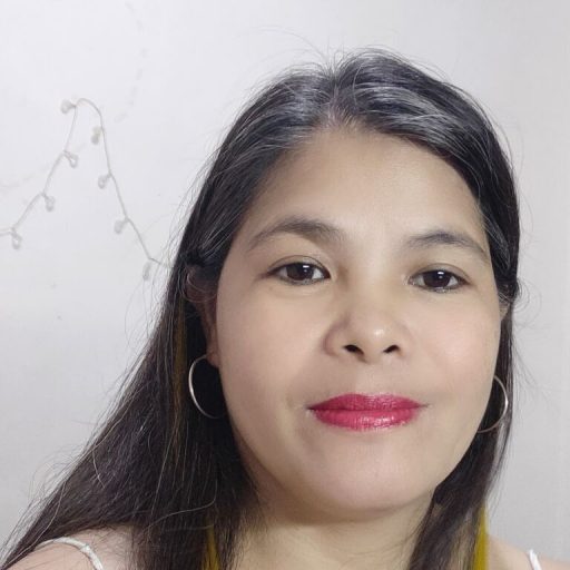 LynMoss pussy show image