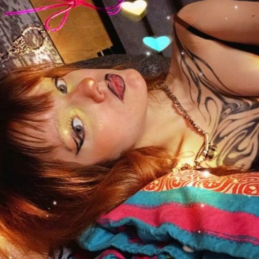 LyndseyLindow amateur lush image