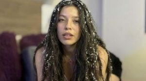 LyraLuxe recorded live image