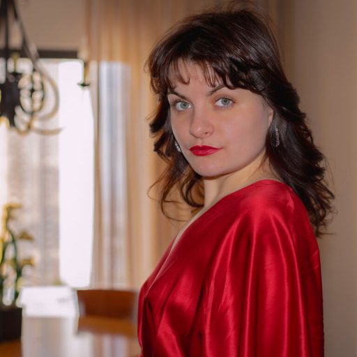 LysandraLace online shows image