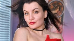 LysandraLace online shows image