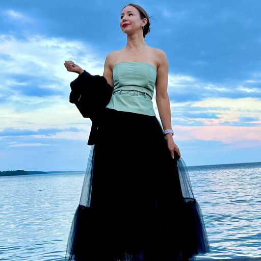 MadinaBrown jasmin online image