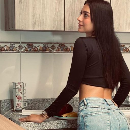 MadisonCarzon shows recorded image