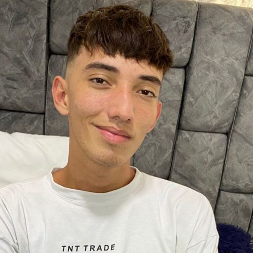 MaikolOrtiz cam naked image