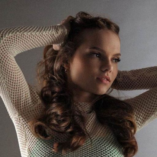 MalkovaNatasha fingering ass image
