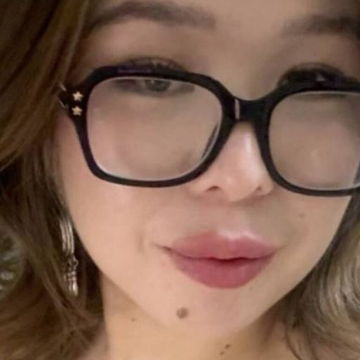 ManuelaSturgis xxx masturbation image