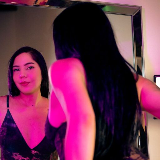 MaraNoir videos pics image