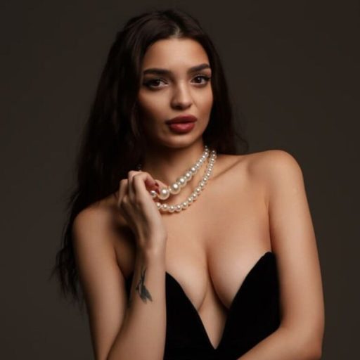 MarciaMarshall cam naked image