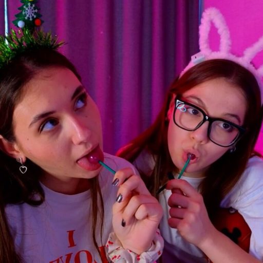 MargaretVicki naked porn image