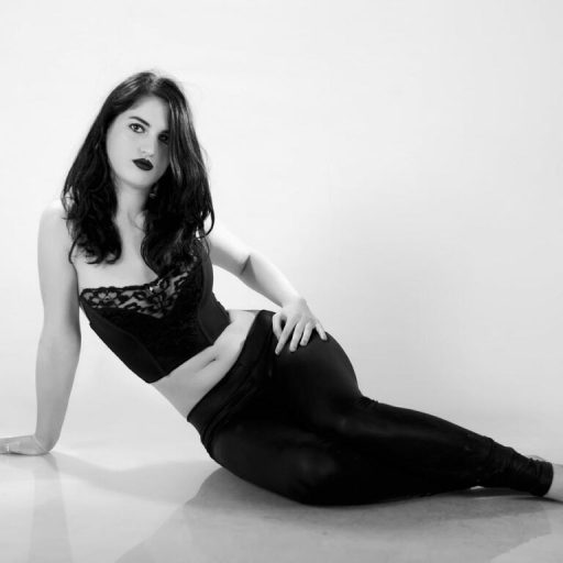 MarinaChaasia cam naked image