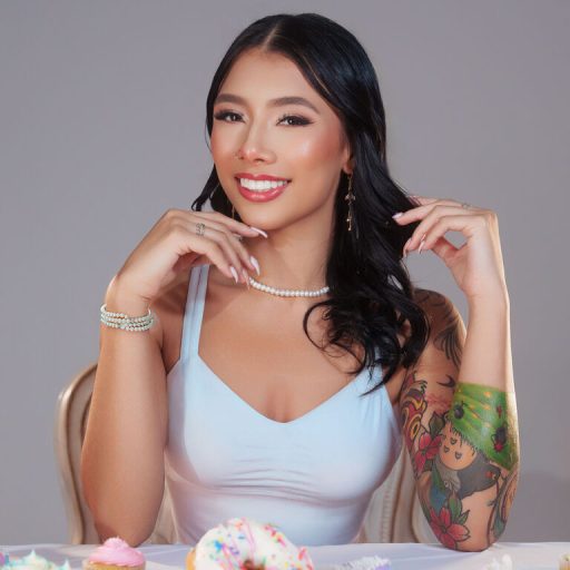 MarlaBolton naked porn image