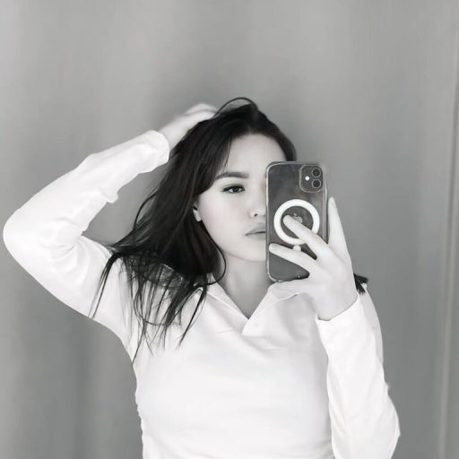 MarlenaDutro real strip image