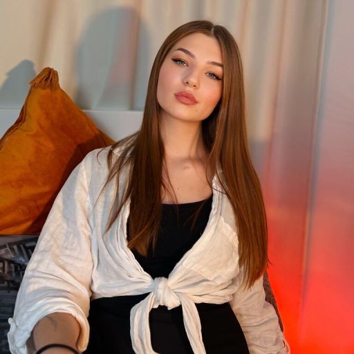 Marllen show fingering image