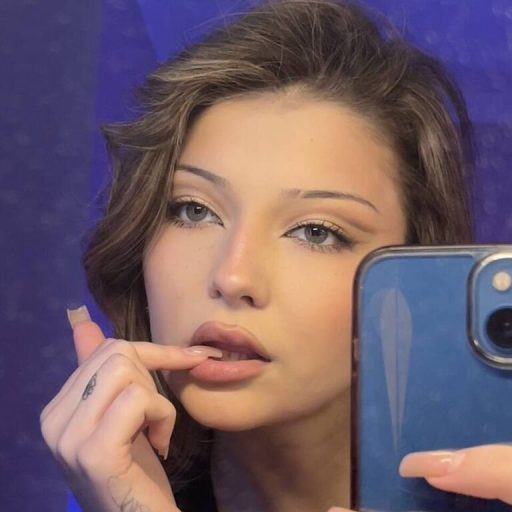 MarthaWicks webcam free image