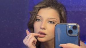 MarthaWicks webcam free image