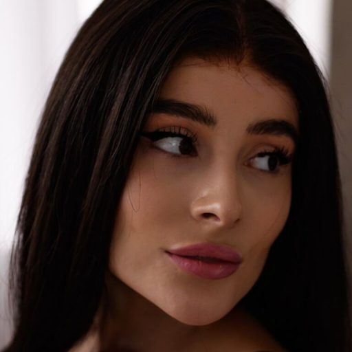 MarvisGalentine online shows image