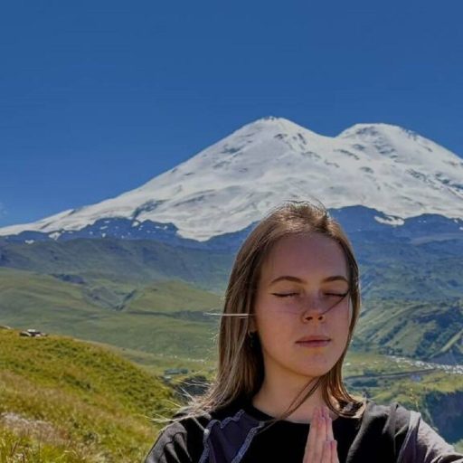 MaryKeyl strip amateur image