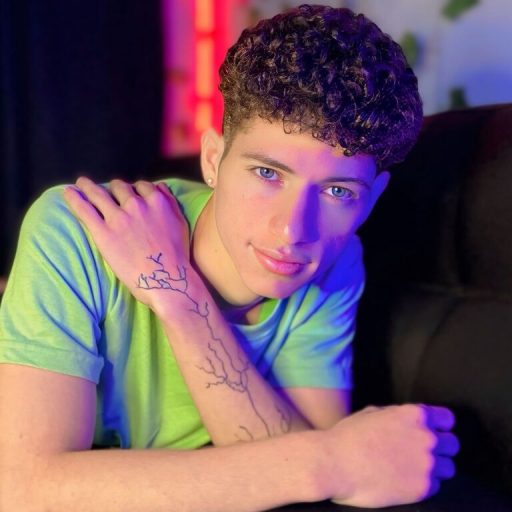 MattiaGirard fingering ass image