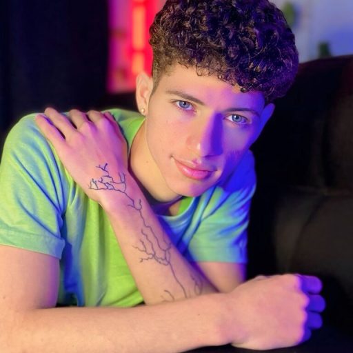 MattiaMeyer free dildo image