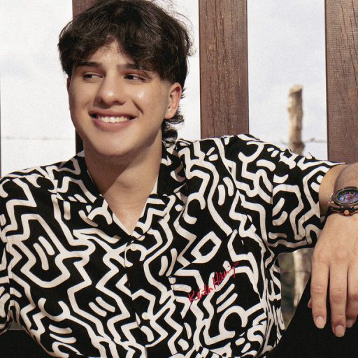 MaximoReyes free dildo image