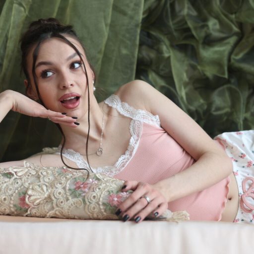 MaxinCarroll video photos image