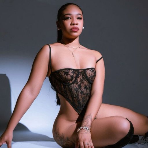 MayaBranson pussy show image