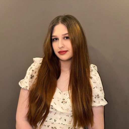 MayaMontel live video image