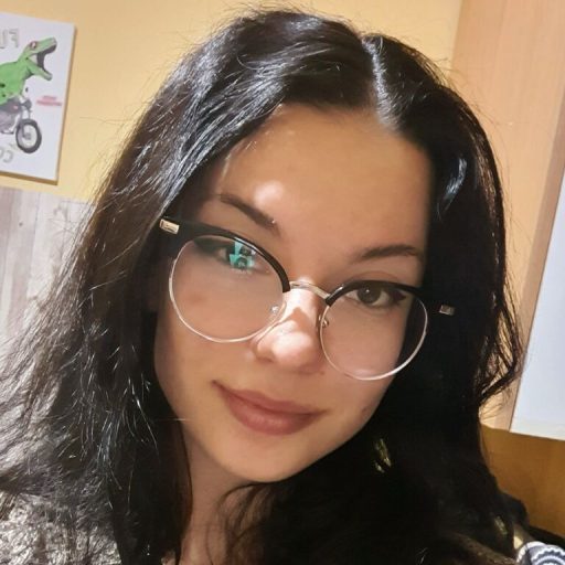 MazeHistoria videos pics image