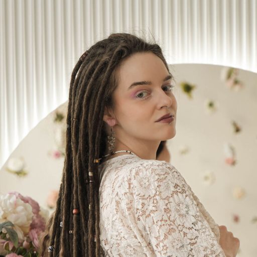 MephalaDraeven video photos image