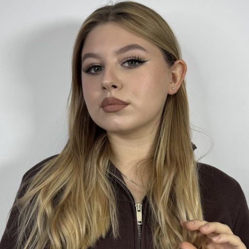 MercedesVaught lj cam image