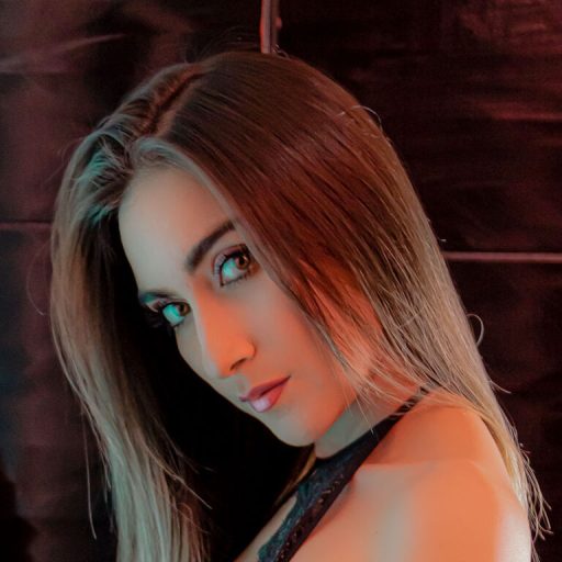 MeredithRose recorded live image