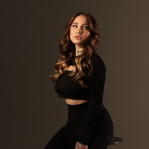 MerylAyres live video image