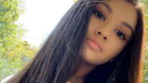 MiaBrooks online shows image