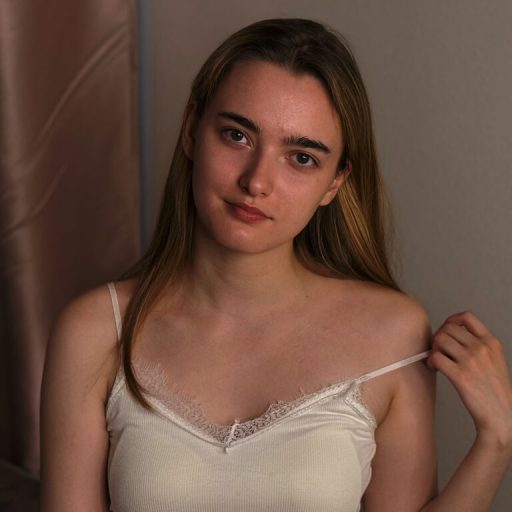 MiaDaisy dildo real image