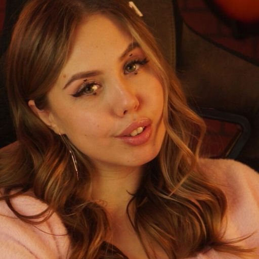 MiaMonny cam naked image