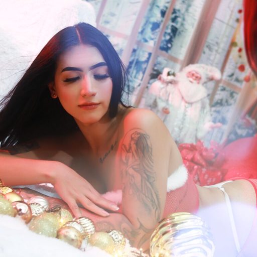 MiaVillani cam naked image