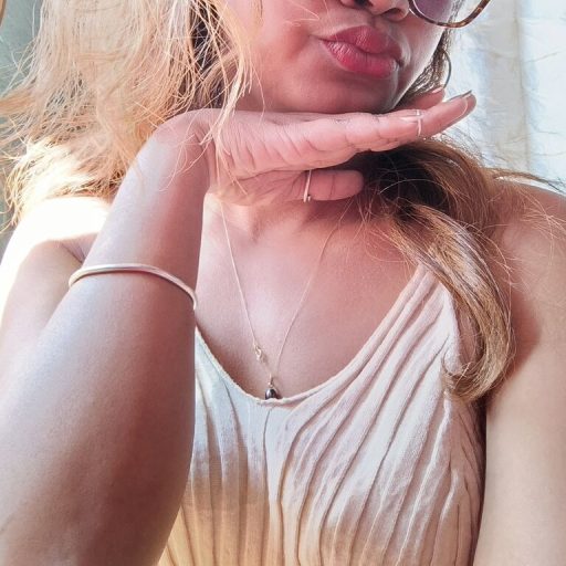 Miadea strip amateur image