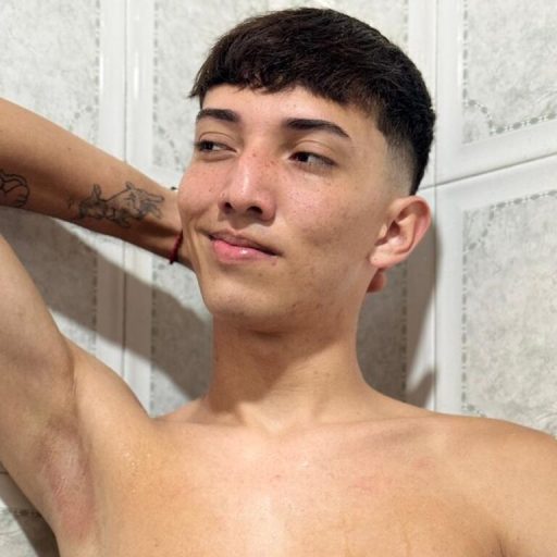 MichaelVaz xxx masturbation image