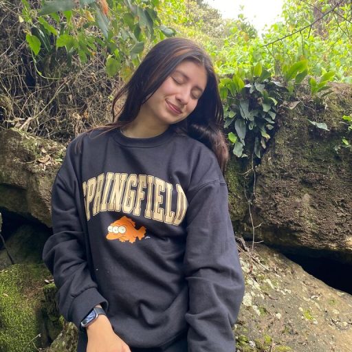 MiiaJhonnes shows recorded image