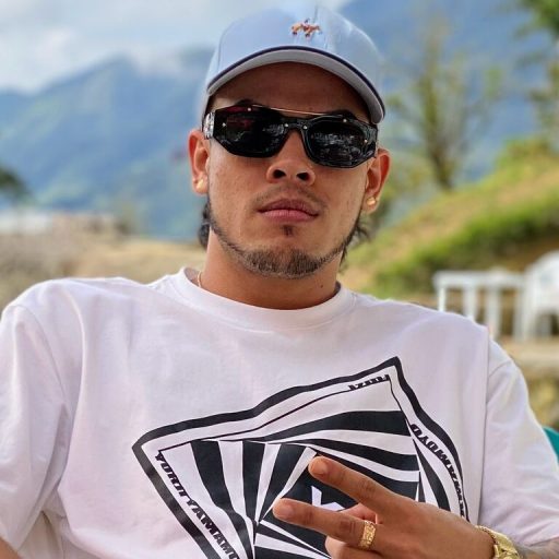 MikeeScooth real strip image