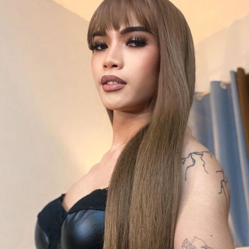 MikeyMoore hd nude image