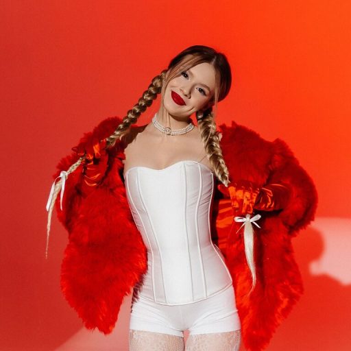 MilanaBalmain ass vibrator image