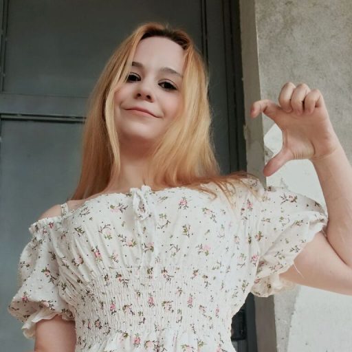 MilanaMusly amateur lush image