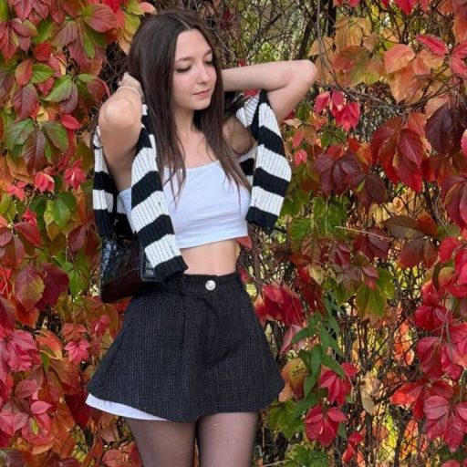 MilyAnny strip amateur image