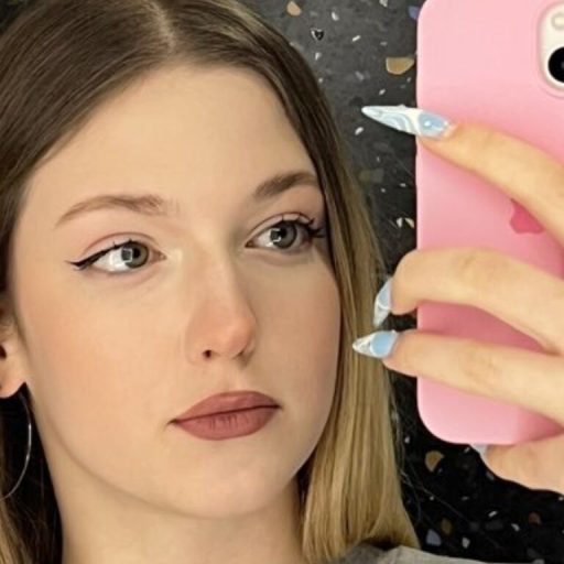 MinervaMatzek show fingering image