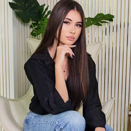 MiraKova webcam free image